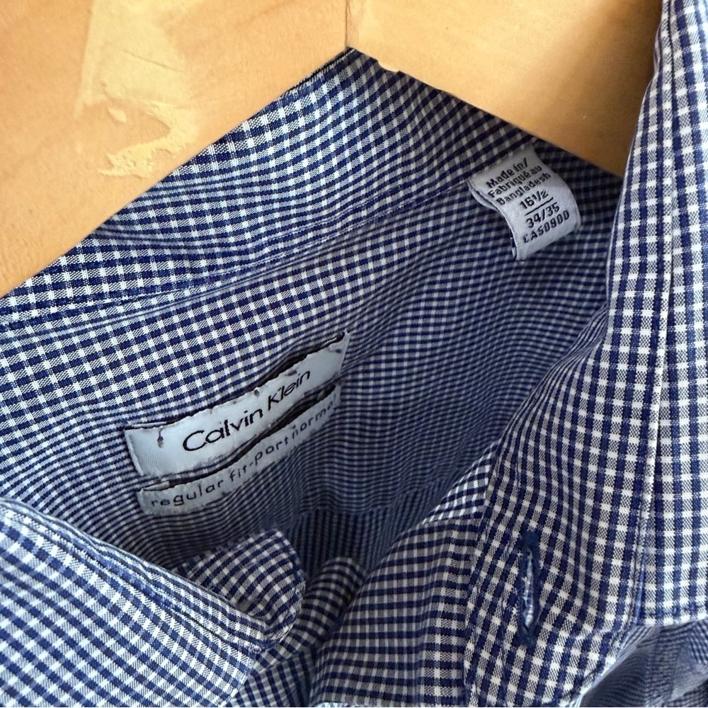 Calvin Klein Men’s Blue Checkered Dress Shirt – Size 16½ - Picture 2 of 6